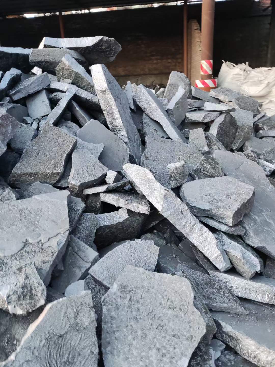 FERRO SILICON